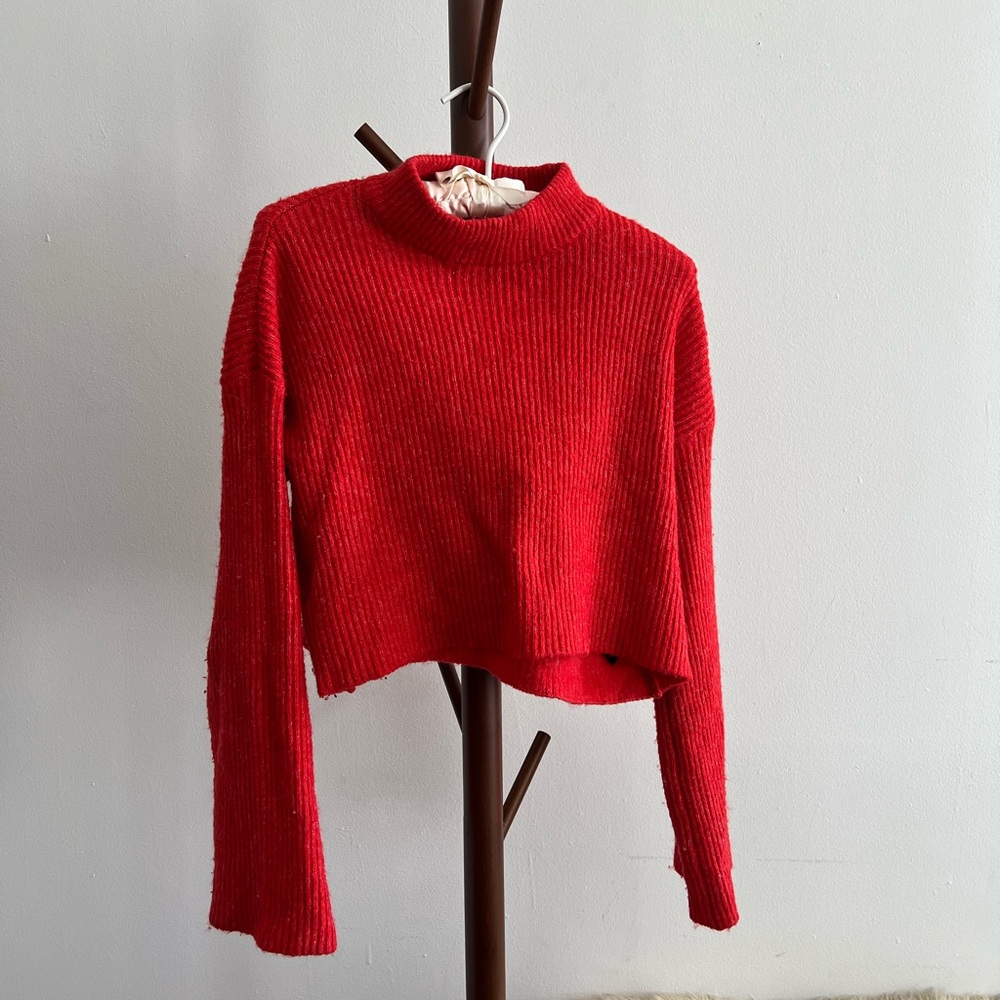 Red Cropped Ribbed Knit Sweater